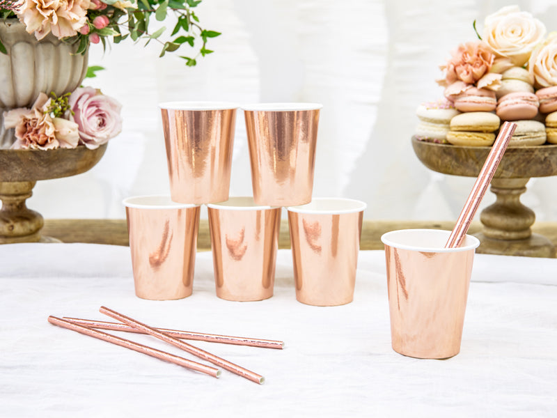 Paper cups, rose gold
