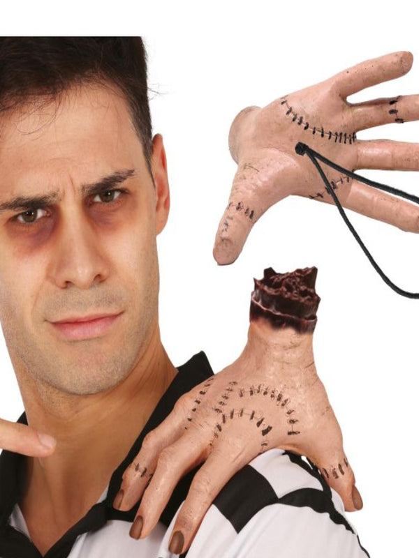 Dead hand with elastic shoulder